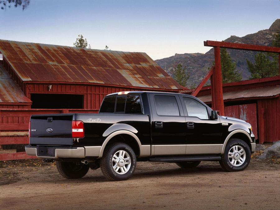  Ford F-150 Lariat SuperCrew 2004 года  (фото 1 из 17)